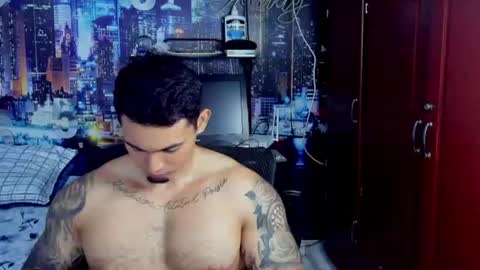 Snapshot of chriss_stewart2 chatting on July 9, 2:04 am Chriss Stewart online show from July 9, 2:04 am