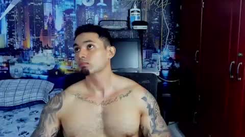 Snapshot of chriss_stewart2 chatting on July 15, 2:17 am Chriss Stewart online show from July 15, 2:17 am
