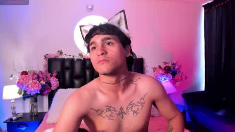 Snapshot of chriss_wg_ chatting on November 1, 5:26 pm Christian Wang online show from November 1, 5:26 pm