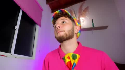 Snapshot of chrisstianford chatting on October 31, 8:59 am Hi dont forguet to follow me online show from October 31, 8:59 am