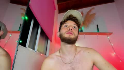 Snapshot of chrisstianford chatting on November 29, 9:23 am Hi dont forguet to follow me online show from November 29, 9:23 am