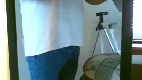 Snapshot of chrisswift3000ad chatting on December 15, 5:17 pm chrisswift3000ad online show from December 15, 5:17 pm