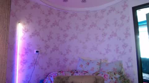 chrissy_joyful online show from June 10, 5:07 am