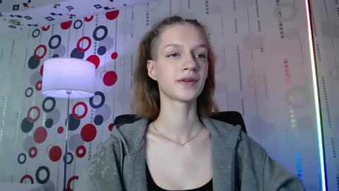 chrissy_joyful online show from June 11, 4:10 am