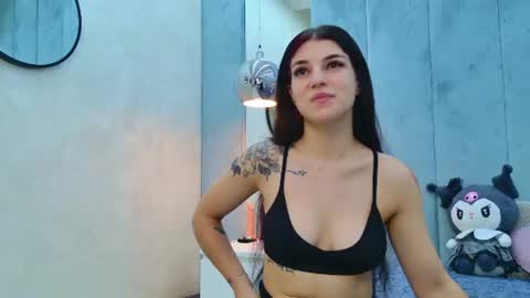christahot online show from July 20, 5:22 am