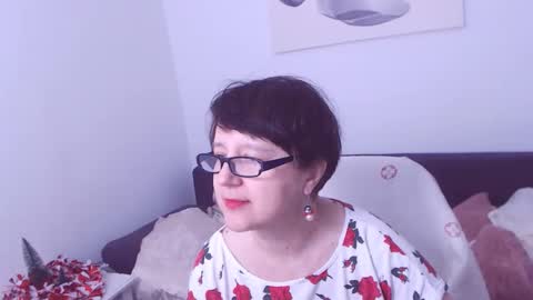 Christa online show from December 22, 6:48 pm