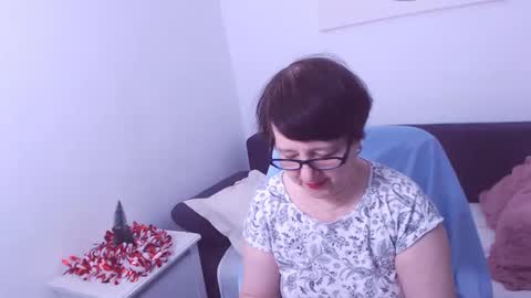 Christa online show from December 29, 2:49 am