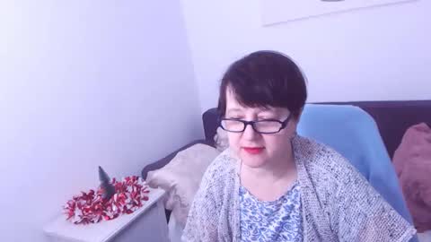 Christa online show from January 5, 3:23 pm