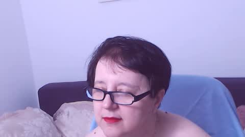 Christa online show from October 18, 11:38 pm