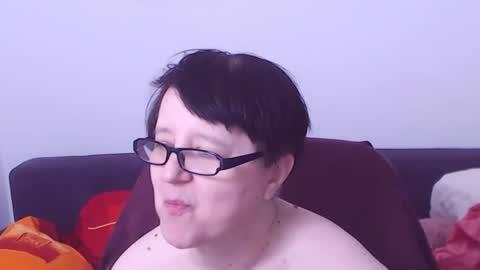 Christa online show from June 21, 1:35 pm