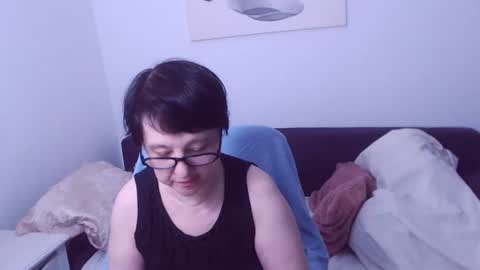 Christa online show from July 5, 11:45 pm