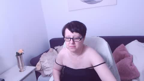 Christa online show from August 2, 11:19 am