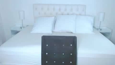 Snapshot of christiandiorx chatting on November 4, 2:54 am christiandiorx online show from November 4, 2:54 am