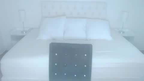 Snapshot of christiandiorx chatting on December 16, 3:22 am christiandiorx online show from December 16, 3:22 am