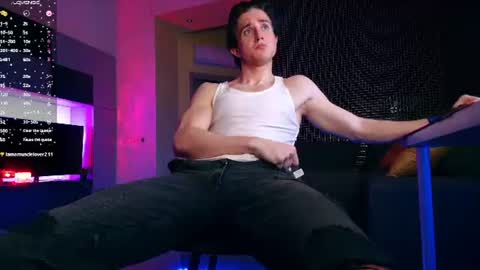 UPVOTE ME ------  ILL DO SOMETHING FOR FREE online show from June 13, 7:56 pm