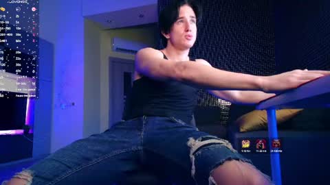 UPVOTE ME ------  ILL DO SOMETHING FOR FREE online show from June 16, 9:28 pm