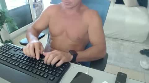 Michael USA online show from April 23, 4:42 pm