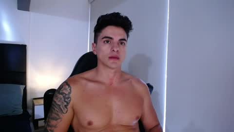 Snapshot of christianvalenzia chatting on January 4, 2:25 pm Christian online show from January 4, 2:25 pm