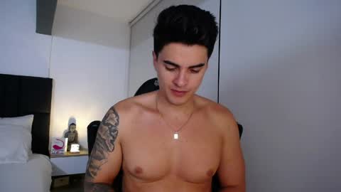 Snapshot of christianvalenzia chatting on May 17, 10:22 am Christian online show from May 17, 10:22 am