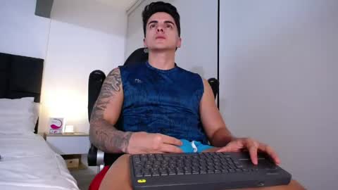 Snapshot of christianvalenzia chatting on June 4, 12:38 am Christian online show from June 4, 12:38 am