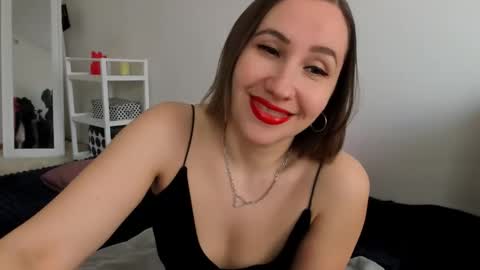 christina rosse online show from April 2, 10:35 am