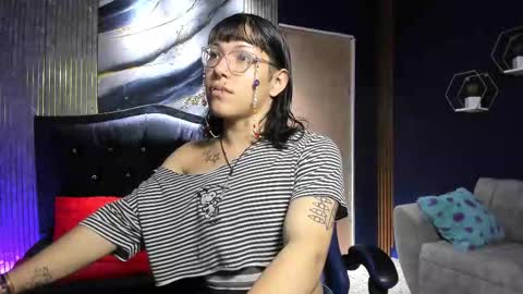 CHRISTINA online show from October 21, 8:09 pm