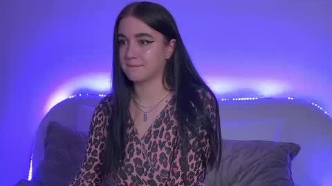 Snapshot of christinamilton chatting on February 10, 10:09 pm Christina online show from February 10, 10:09 pm
