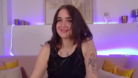 Snapshot of christinamilton chatting on March 11, 6:41 pm Christina online show from March 11, 6:41 pm