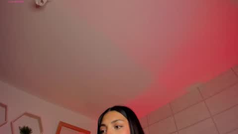 Christine  online show from September 11, 12:05 pm