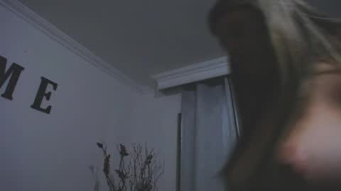 Christy Diaz online show from May 15, 11:45 pm
