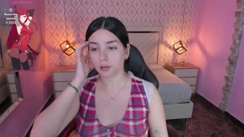 Snapshot of christy_teigen chatting on September 10, 7:14 pm CHRISTY online show from September 10, 7:14 pm