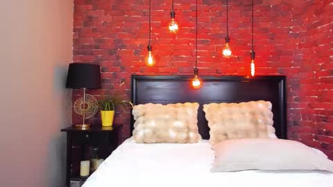 christyna_ross online show from December 14, 8:24 pm