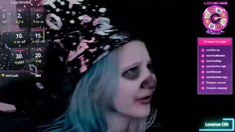 Snapshot of christyw3b chatting on November 12, 2:01 am christyw3b online show from November 12, 2:01 am