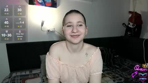 Snapshot of christyw3b chatting on March 8, 10:41 am christyw3b online show from March 8, 10:41 am