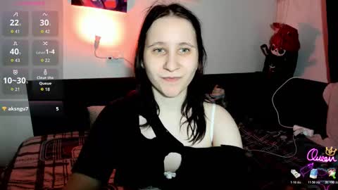 Snapshot of christyw3b chatting on March 10, 8:03 pm christyw3b online show from March 10, 8:03 pm