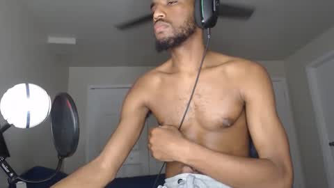 Snapshot of chrisvacherx chatting on November 6, 3:18 am ChrisVacherx online show from November 6, 3:18 am