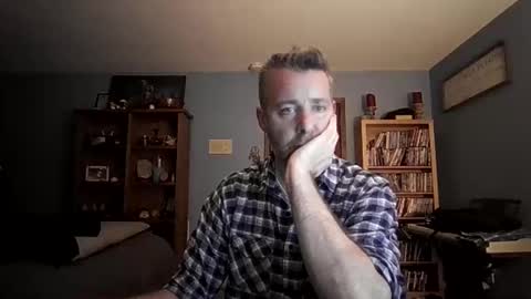 chrisw8121 online show from February 7, 12:36 am