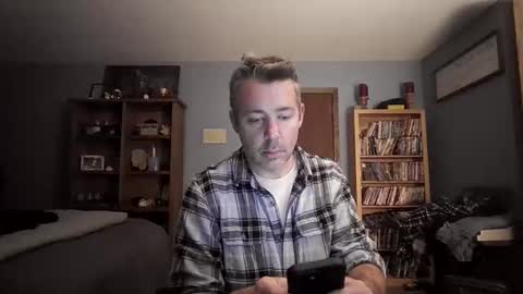 chrisw8121 online show from February 27, 1:16 am