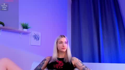 EvaBlonde TayaBrunette EliieBlack hair online show from April 27, 9:07 am