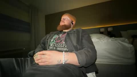 Snapshot of chroniclesofreddick chatting on February 1, 4:11 am Chronicles Of Red Dick online show from February 1, 4:11 am