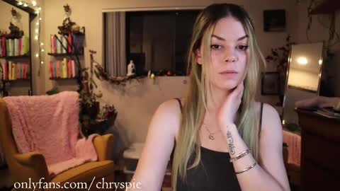 Snapshot of chrysanthulu chatting on October 15, 5:18 am Chrys online show from October 15, 5:18 am