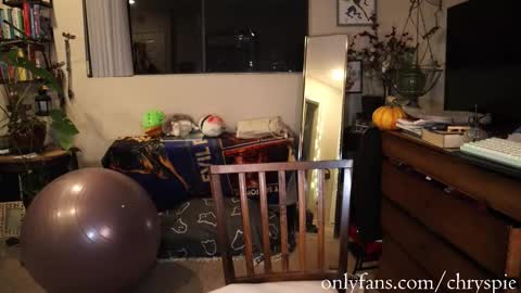 Chrys online show from February 13, 6:09 am