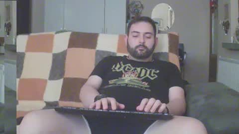 Snapshot of chubbbybo chatting on November 6, 7:26 pm Chubby Boy97 online show from November 6, 7:26 pm