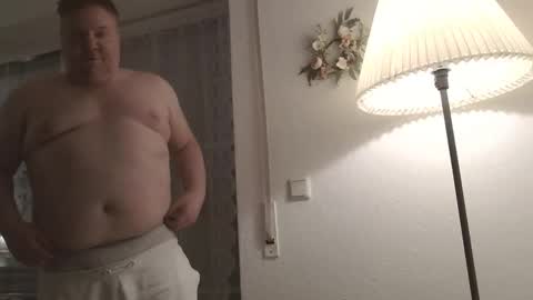 chubby_david online show from February 27, 10:10 pm