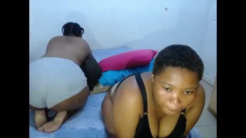 chubbybellax online show from March 8, 3:54 am