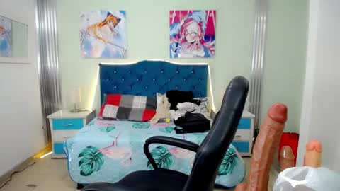 Lulu online show from July 11, 2:42 pm