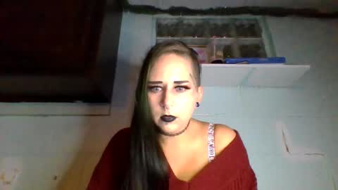 Snapshot of chuckysbride187 chatting on December 3, 7:27 am chuckysbride187 online show from December 3, 7:27 am