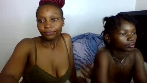 Snapshot of chynababe chatting on July 19, 8:07 am Shiko online show from July 19, 8:07 am
