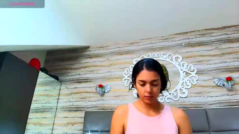 Snapshot of ciara_connor chatting on February 20, 3:45 am ... ... online show from February 20, 3:45 am