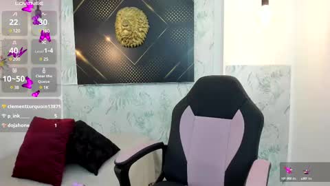 Snapshot of ciara_connor chatting on March 11, 5:46 pm ... ... online show from March 11, 5:46 pm